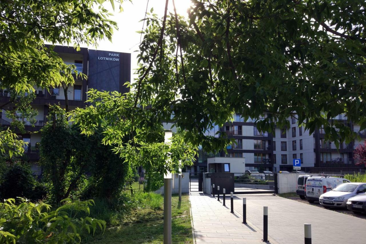 Apartament Park Lotników Cracóvia Exterior foto